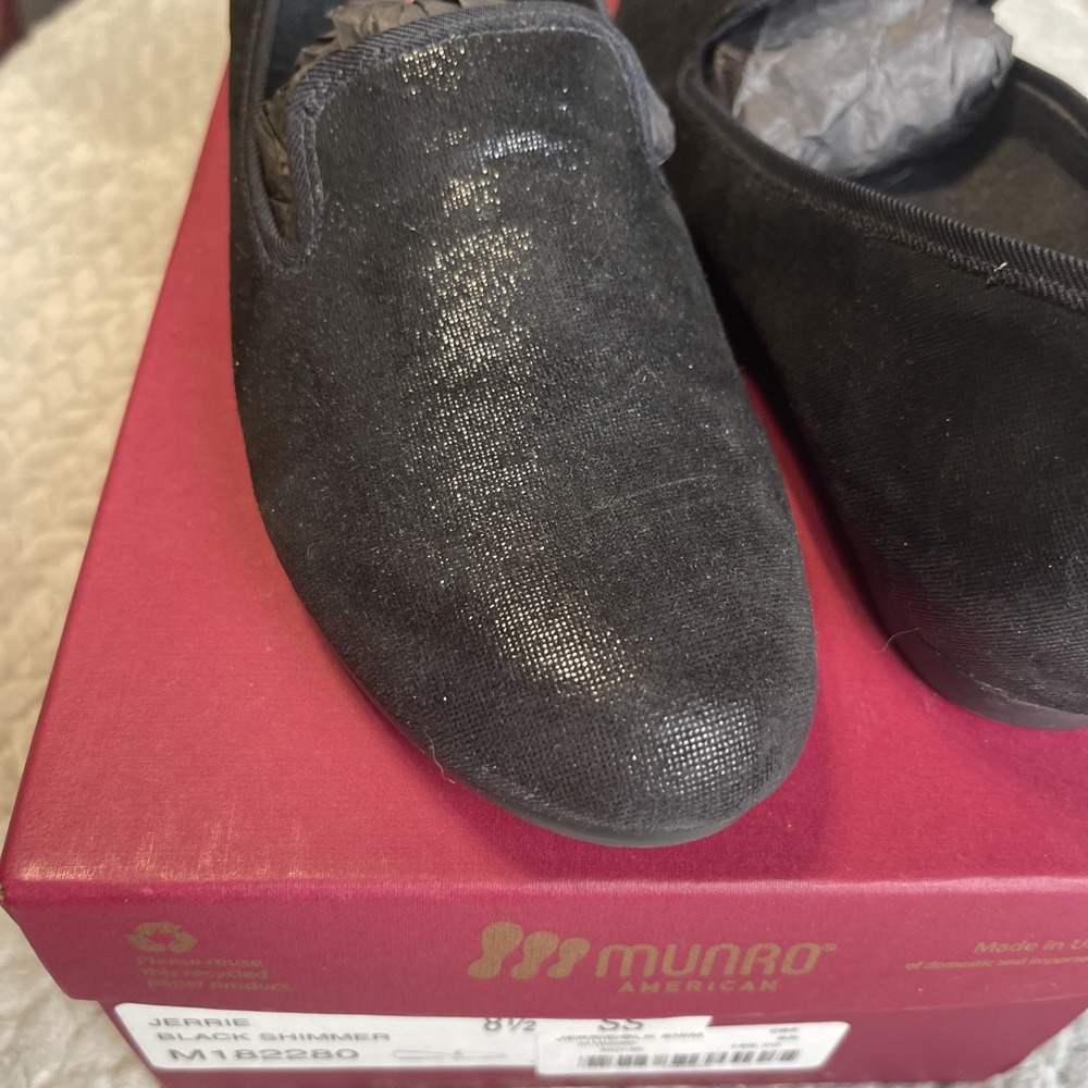 Munro American Jerrie Black Shimmer Flats Women's Size 8.5 SS - Picture 2 of 8